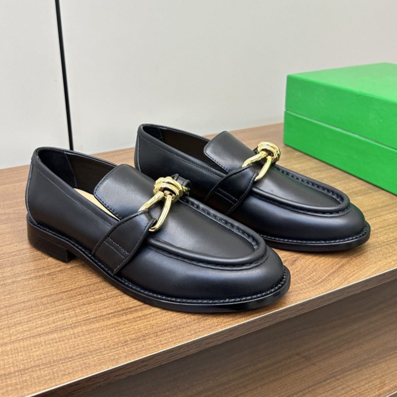 Men'S Shoes Temu - รองเท้าโลฟเฟอร์ผู้หญิงแบบใหม่ปี 2026 ประดับโบว์โลหะ รองเท้าแบบสวมสำหรับผู้ชาย สไตล์อังกฤษ หนังแท้