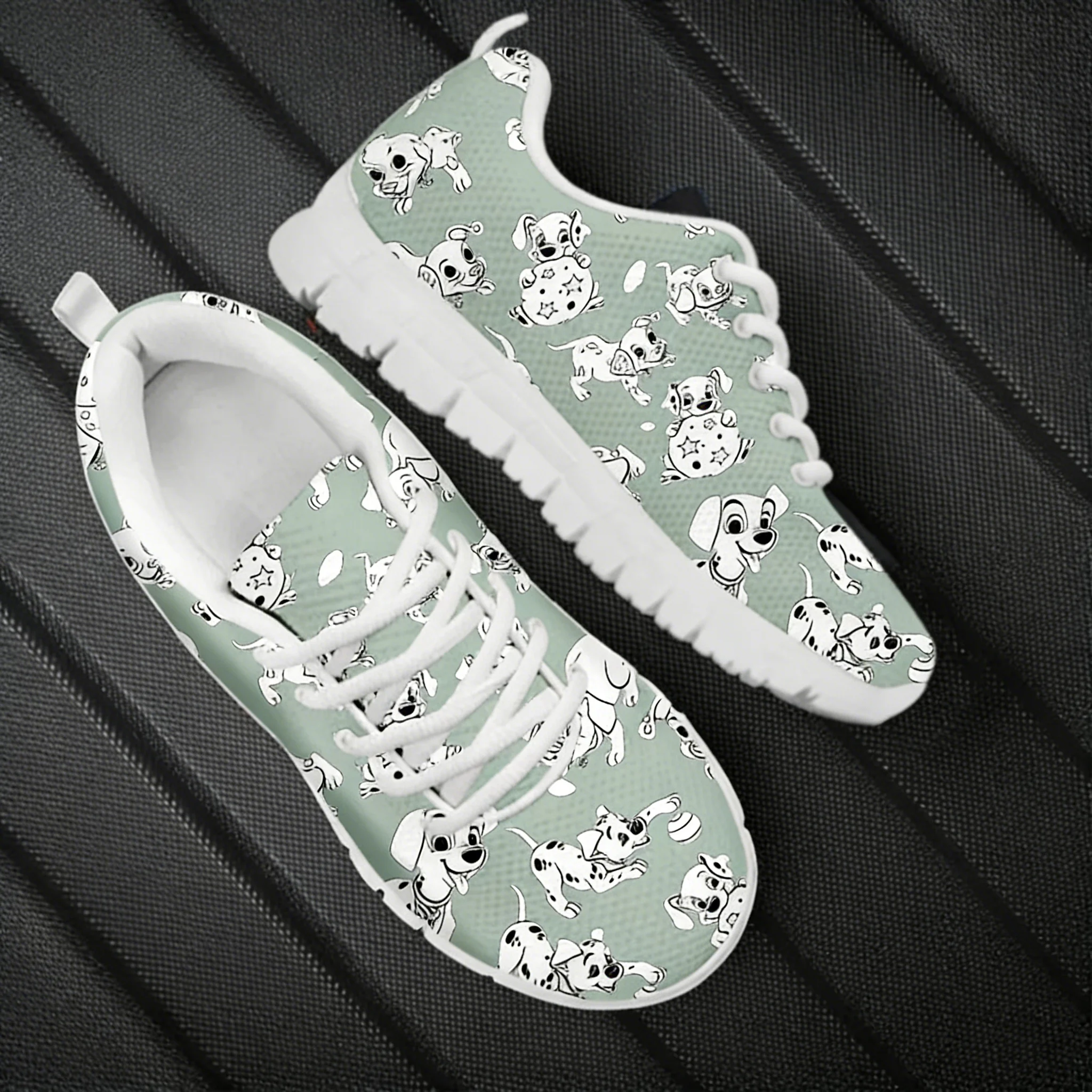 Men'S Shoes Black And White - รองเท้าผ้าใบลายสุนัขดัลเมเชียนน่ารักสำหรับผู้หญิง รองเท้าลำลองแบบสวม ระบายอากาศได้ดี สีดำขาว รองเท้าวิ่งสำหรับผู้หญิง