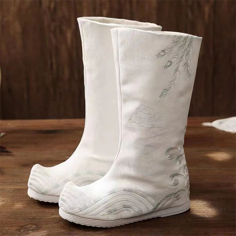 Men Shoes White Colour - สำหรับทุกเพศรองเท้าผู้ชายผู้หญิงสีขาวดำเครื่องแต่งกายจากฮั่นฝูจีนดั้งเดิมปักบูทยาวพื้นหนาคอสเพลย์ Wuxia โบราณ