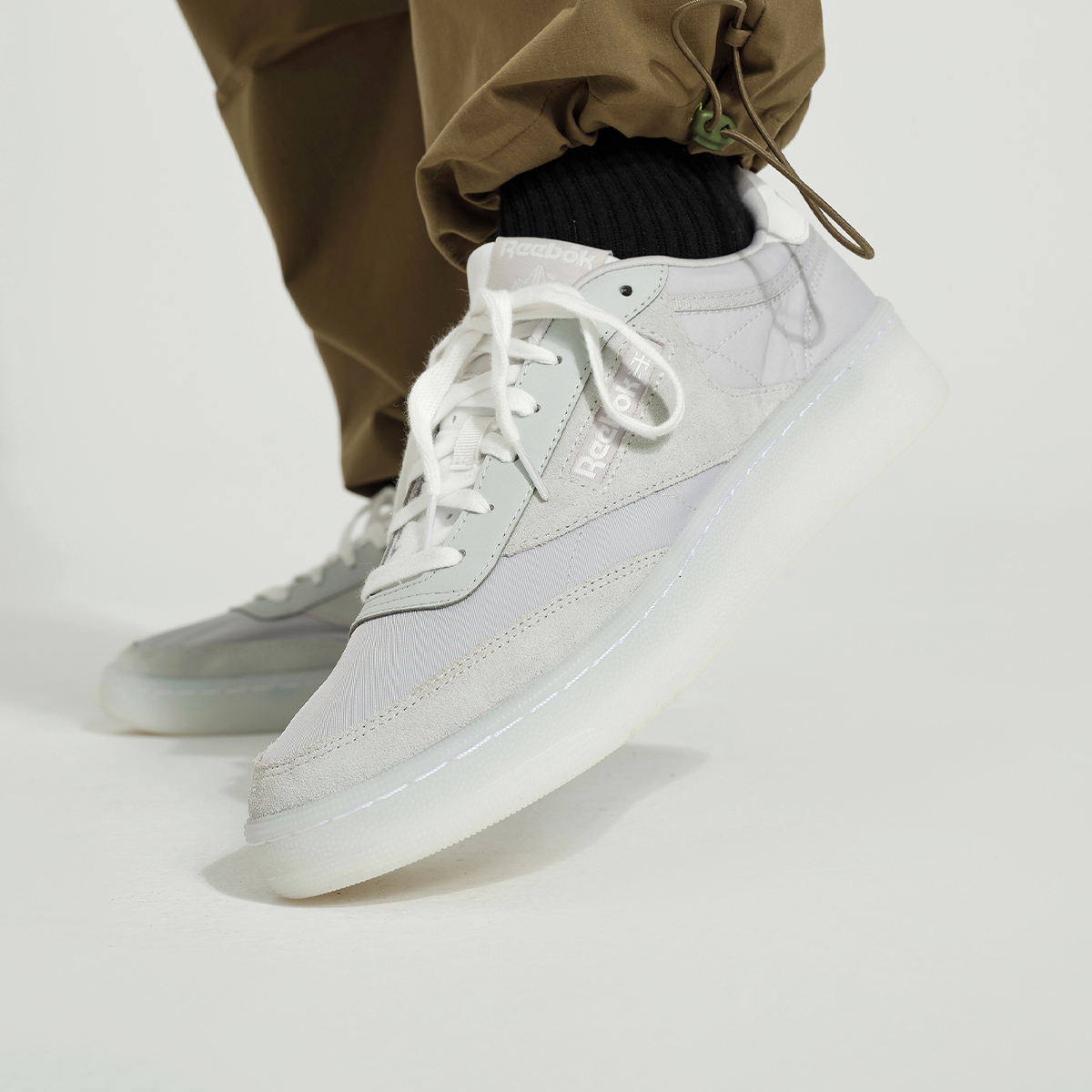 รองเท้าสเก็ตบอร์ดหุ้มข้อต่ำ Re - Men Shoes Reebok บทวิจารณ์และราคา